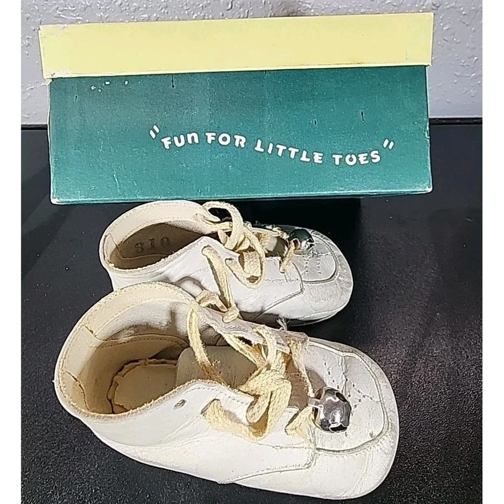 Vintage Little Imp‎ Baby Shoes With Original Box 1947(Printed On Box)